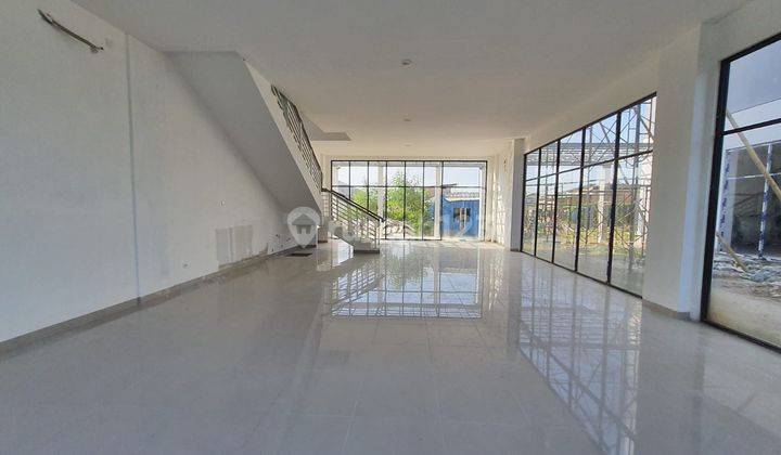 Ruko 3 Lantai Hadap Boulevard Utama The New East Lebar 6x15 90m2 Jgc Jakarta Garden City Cakung  2