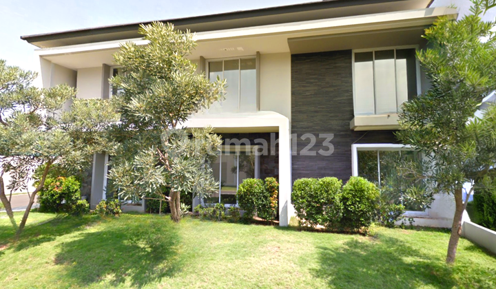 Rumah hoek 15x20 303m Type 6KT Cluster Dbanyan JGC Jakarta Garden City