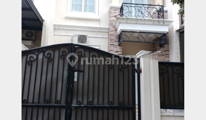 Rumah 2lt 6x18 108m type 3KT Royal Residence Cakung Jakarta Timur