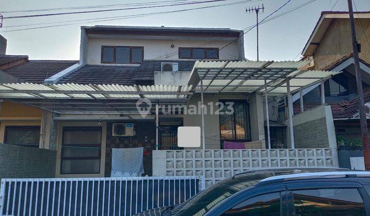 Rumah Minimalis Nyaman di Taman Cibaduyut Indah Bandung 1