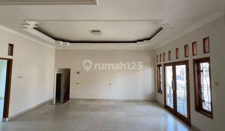 Rumah Minimalis Asri Mainroad Komplek di Antapani 2