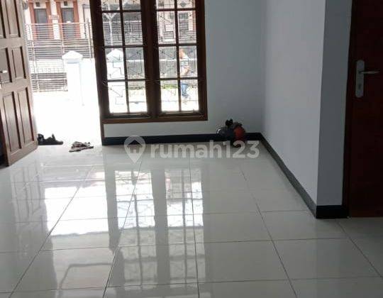 Rumah Nyaman Siap Huni di Taman Cibaduyut Indah 1 2