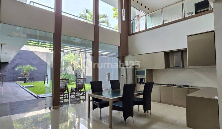 Rumah Mewah Keren Dalam Cluster di Setra Duta Bandung 1