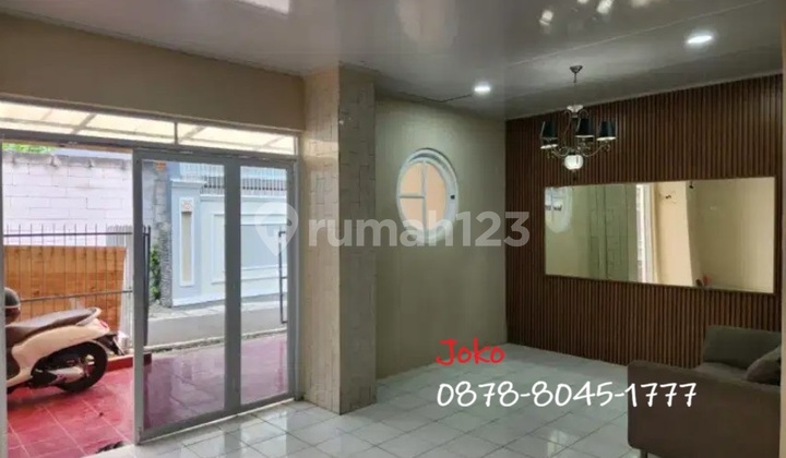 Most Affordable Serene House in Bendungan Hilir, Tanah Abang, Jakarta Pusat 2