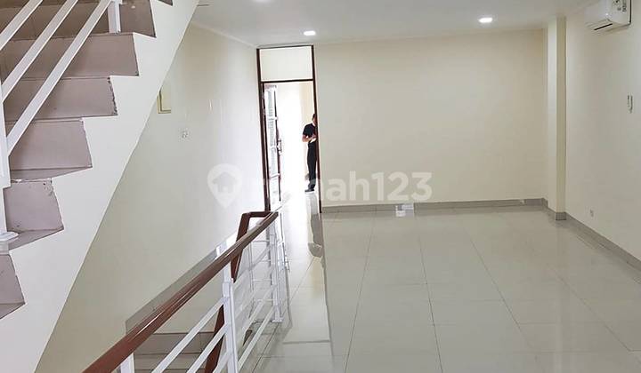  Ruko Siap Huni Pondok Indah Selalu Tersewa Parkir 60 Mobil 8