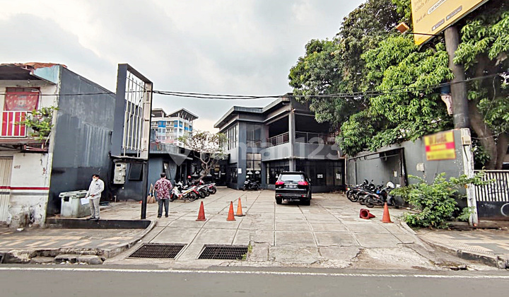 Bangunan Komersil Atau Tempat Usaha Di Jl Margonda Raya Depok 5