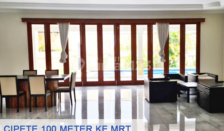 Rumah Komplek Samping Stasiun M R T, Jl. Fatmawati Raya, Jakarta