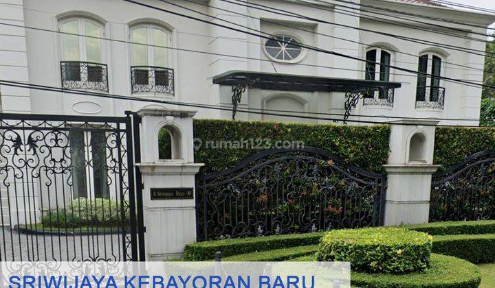 Rumah Mewah di Jl. Sriwijaya Raya Kebayoran Baru, Jakarta Selatan 1