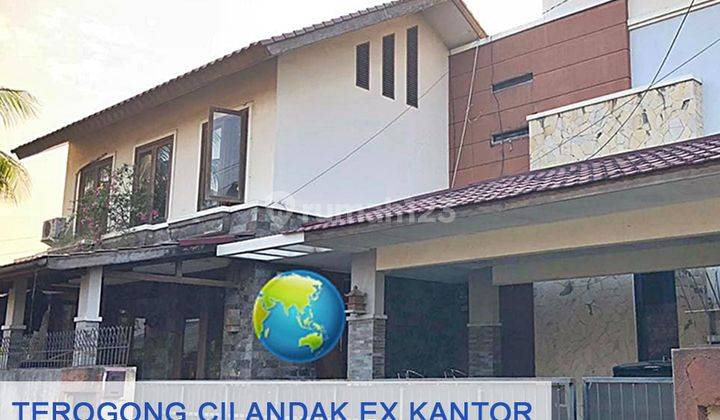 Rumah Dekat Pondok Indah di Terogong Cilandak, Jakarta Selatan 1