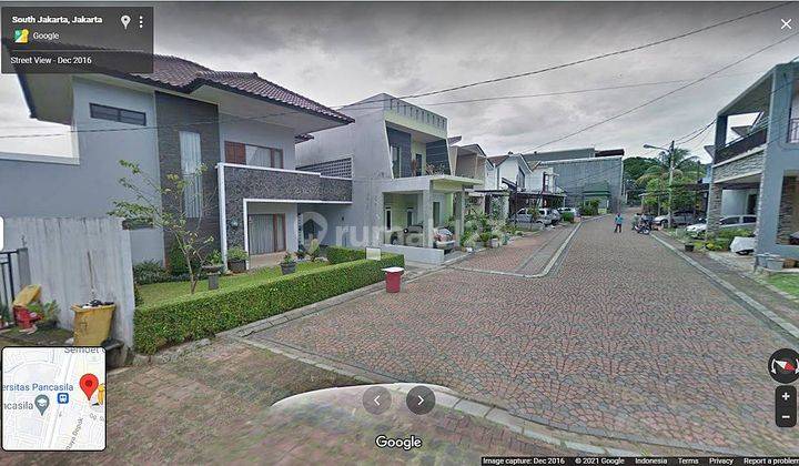 Dijual Rumah Halaman Super Luas di Jl Raya Lenteng Agung, Jaksel 2