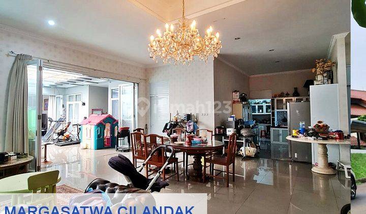 Dijual Rumah Dalam Komplek Jl Margasatwa Cilandak Jakarta Selatan 1