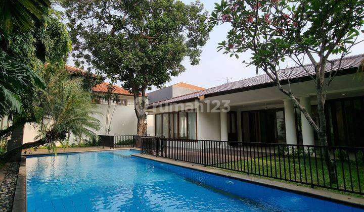 Dijual Rumah Mewah Dlm Komplek Area Jl. Benda, Kemang 1