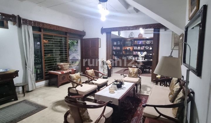 Rumah HITUNG TANAH Area VIP Jl. Daksa, Selong, Kebayoran Baru 2