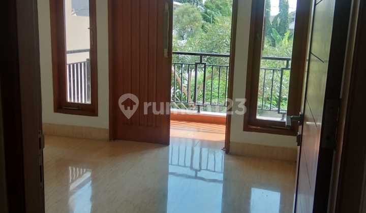 New House 2.5 Floors Mini Cluster Jl Kemang Timur, South Jakarta 2
