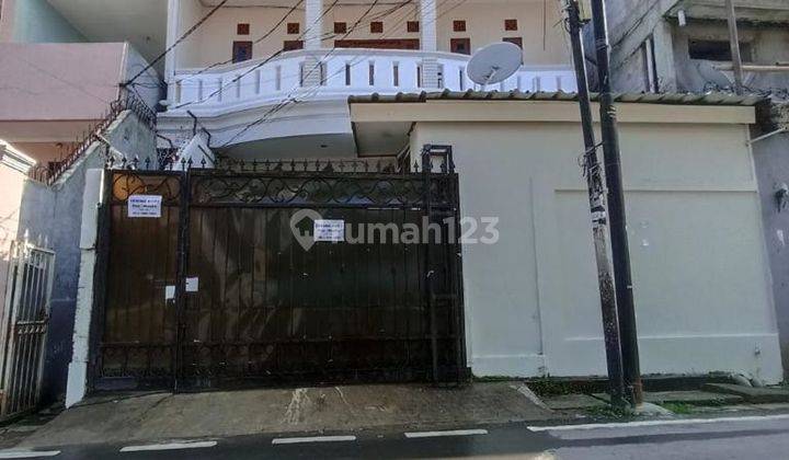 Rumah Kost Murah 24 Kamar di Kwitang Senen, Jakarta Pusat 2