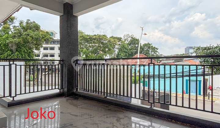 Rumah Bagus Cocok Untuk Usaha Jl. H O S Cokro Aminoto, Menteng 2