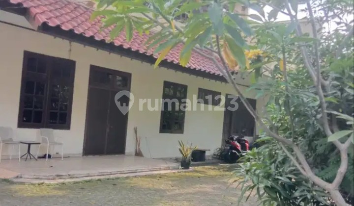 Rumah Asri Lokasi Istimewa Jl. Tirtayasa, Kebayoran Baru 2
