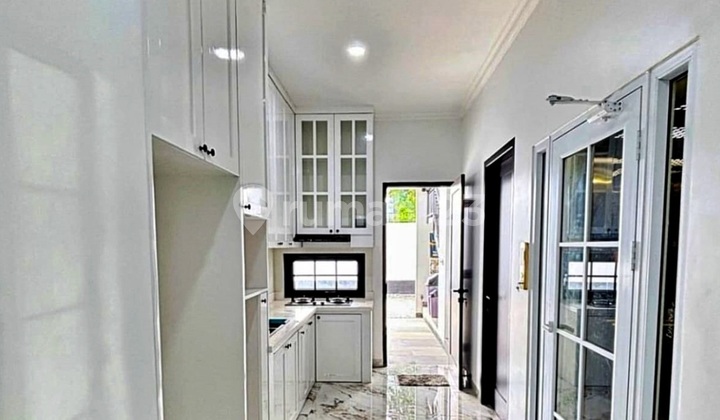 The New Luxury Modern Classic House at Pejaten Barat, Jakarta Selatan  2