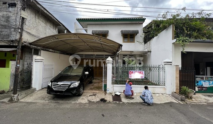 2-Story House CHEAPEST on Jl. Mampang Prapatan, South Jakarta