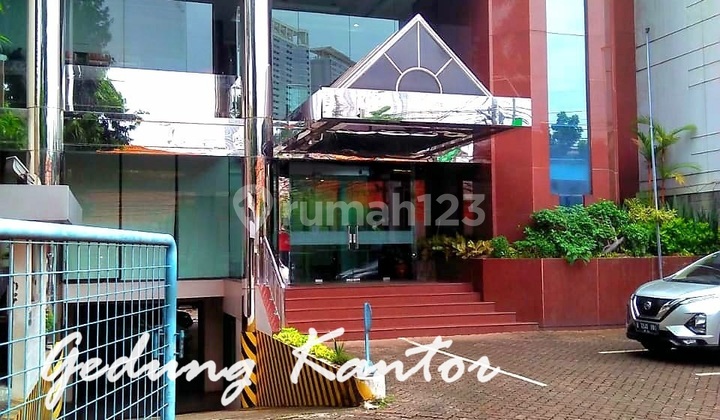 Gedung Perkantoran Megah Area Gondangdia, Menteng, Jakarta Pusat