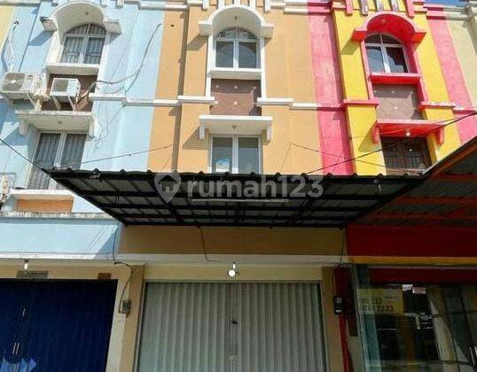 Di sewakan ruko 3 lantai di Harapan Indah Lama Bekasi 3