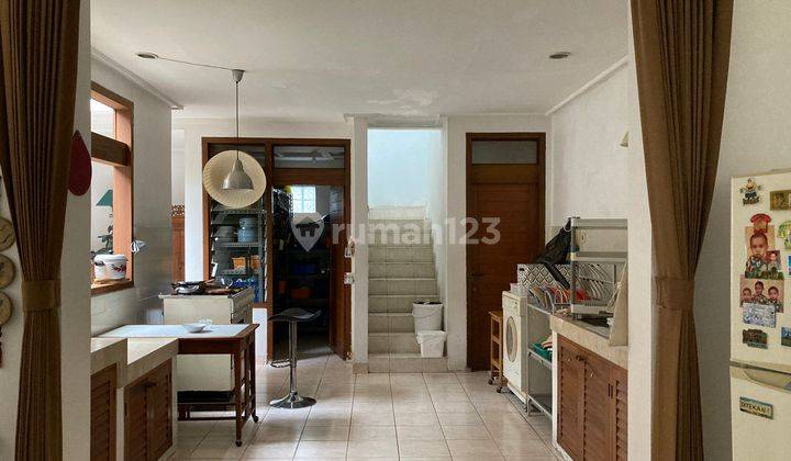 Rumah Bagus di Komp Cikutra Strategis Dan Asri 6