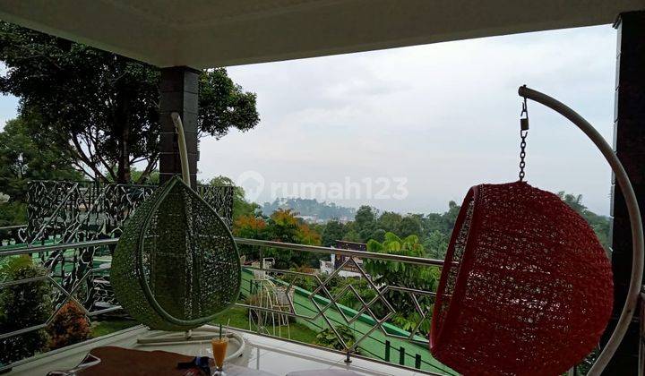 Rumah Villa Plus Cafe di Sindanglaya Arcamanik Bandung 2