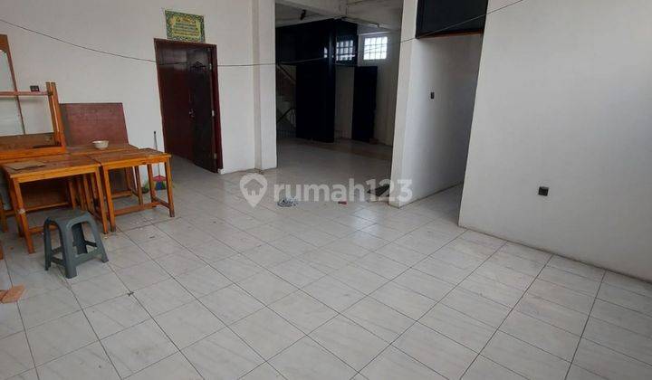 Disewakan Ruko Tiga Gandeng di Bandengan Jakarta Utara 6