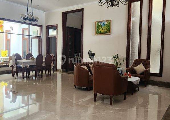 Dijual Rumah Mewah di Green Garden Jakarta Barat 1