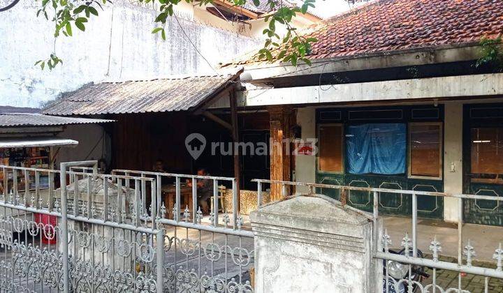 Dijual Rumah Tua dan Luas di Tebet Barat Jakarta Selatan 1