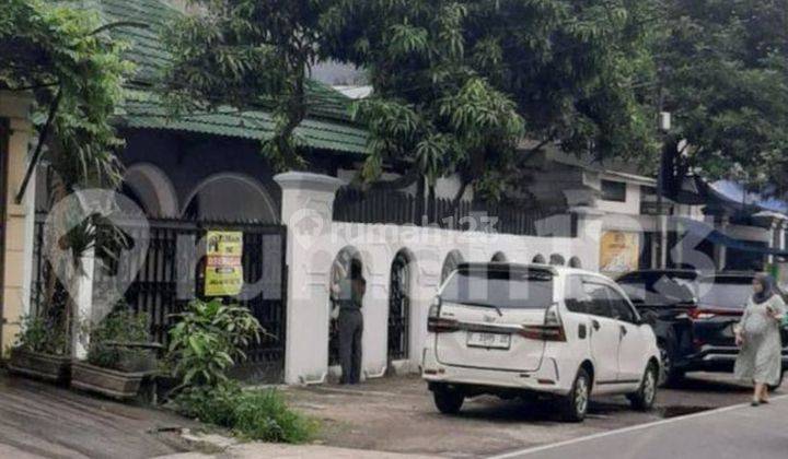 Disewakan Rumah Siap Huni Kawasan Elite Tebet Jakarta 1