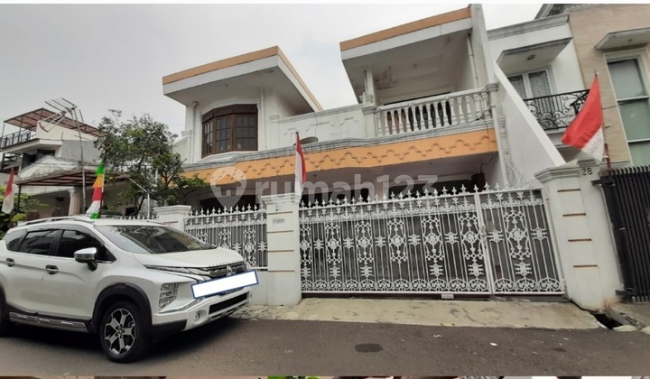 Cheap Sale Nice House In Tebet South Jakarta 2