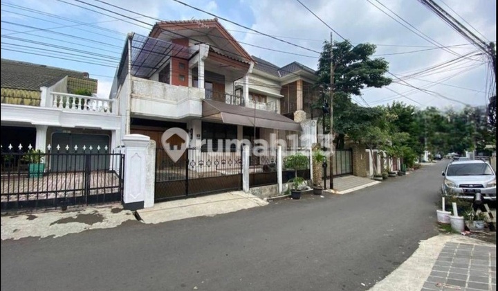 For Sale Ready-to-Occupy House in Balimester Jatinegara 2