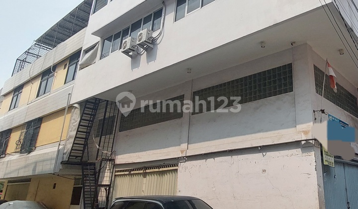 For Sale: 3-Story Row House in Bandengan, North Jakarta 2
