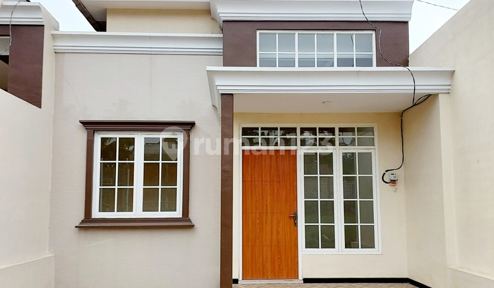 Dijual Rumah Eksklusif Di Kota Malang - Plafon 5 Meter, Suasana Tenang, Fasilitas Mewah 2