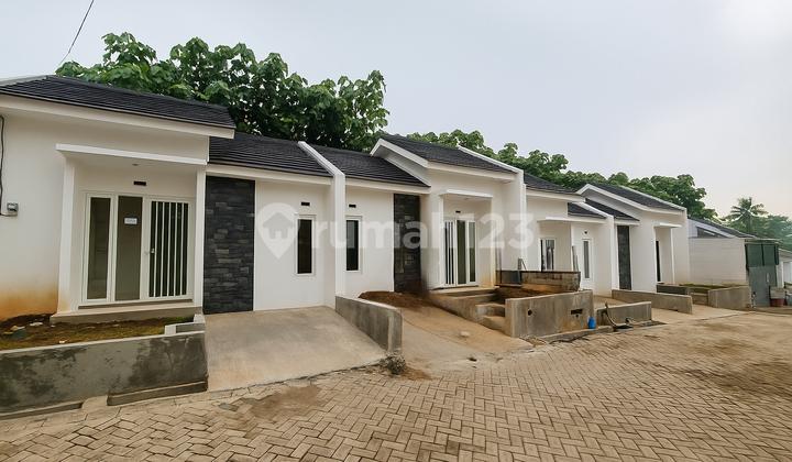 Rumah Baru Malang Timur - 2 Kamar Tidur, Carport, Taman, Dp Ringan All In