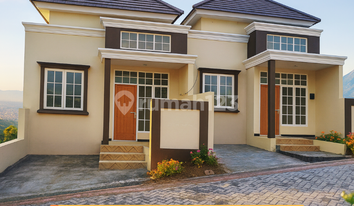 Rumah Modern Classic Kota Malang - Udara Sejuk Dataran Tinggi & Fasilitas Resort Lengkap Rumah Modern Classic Kota Malang - Udara Sejuk Dataran Tinggi & Fasilitas Resort Lengkap