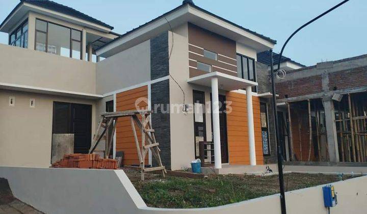 Rumah mewah view pegunungan dau malang 2