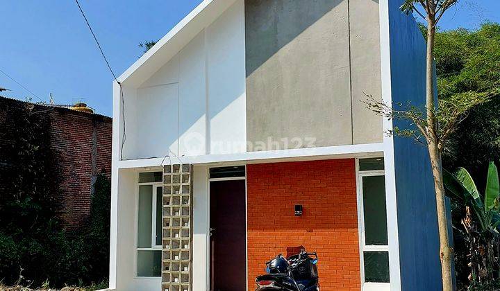 Rumah 1.5 lantai modern scandinavian area bisnis dan kampus kota malang  1