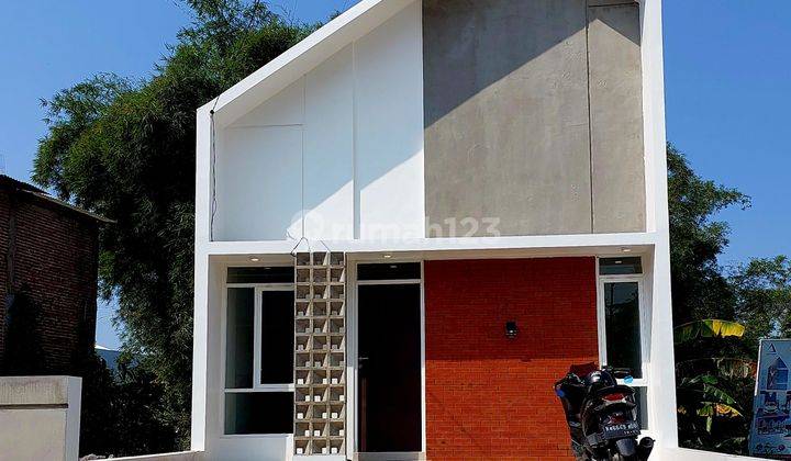 Rumah murah konsep bagus 1.5 lantai mezzaine dekat universitas brawijaya malang  1