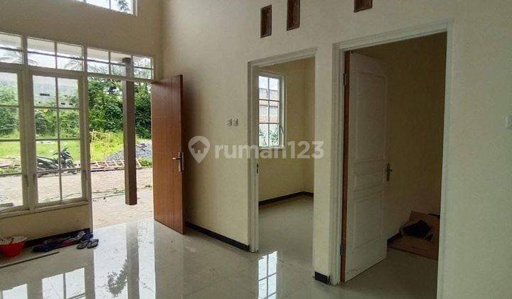 Rumah mewah modern minimalis view bagus dataran tinggi kota malang 2