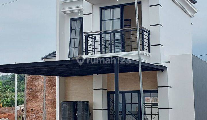 Rumah baru 2 lantai siap huni modern classic dataran tinggi view pegunungan arjuna  2