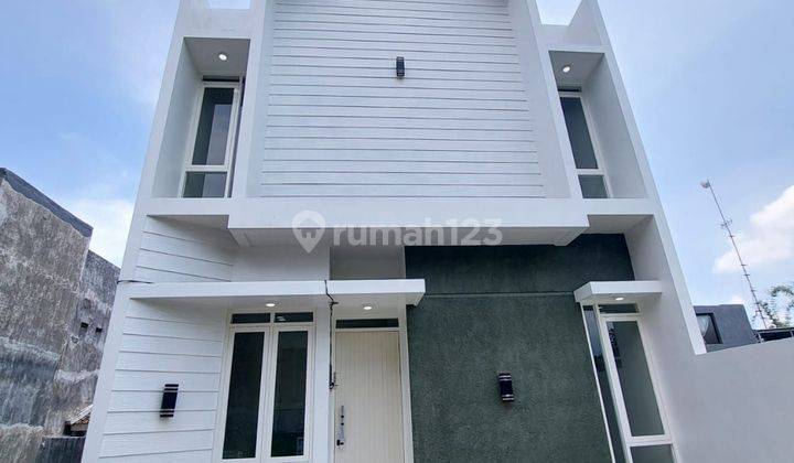 Rumah kost mewah modern 2 lantai rekomended berlokasi strategis dekat universitas brawijaya kota malang  2