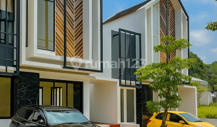 Rumah 2 Lantai Di Malang Kota - Lingkungan Nyaman, Lokasi Strategis, Free Pajak & Balik Nama 2