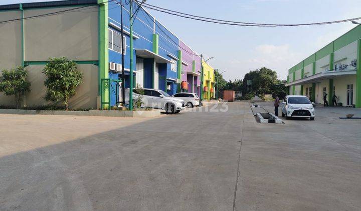 Gudang Pabrik 330 Meter di Tangerang Ijin Industri, Baru, Dari Tol 2 Menit 1