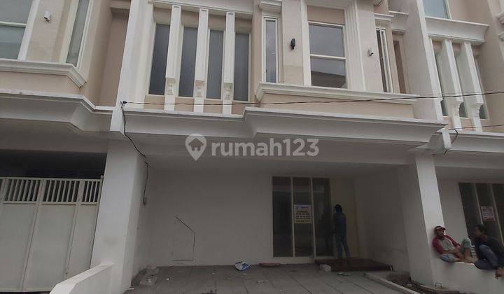 Rumah Baru Siap Huni di Dharmahusada Indah Surabaya 1