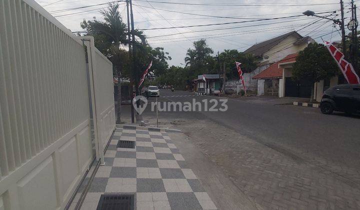 Langka Row 5 Mobil Lebar 6 Dekat Ubaya, Petra, Upn, Polda, Sier 2