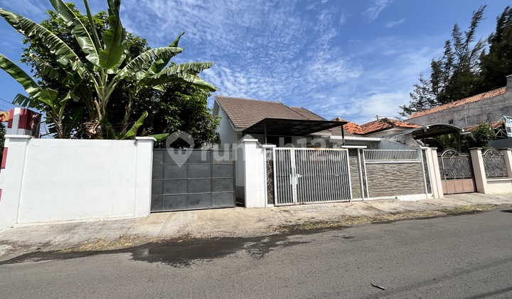 Ready-to-Occupy House in Dringu Probolinggo Near the Town Square, CGV, TWSI 1