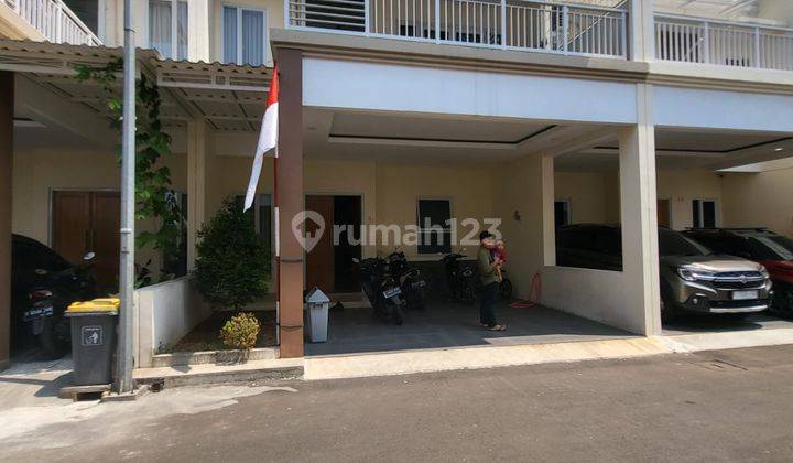 Rumah Ramah Anak 2 Lantai Paling Laris Manis Lokasi Strategis 1