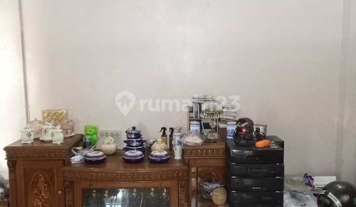 Dijual Cepat Rumah 2 Lantai Dekat Summarecon Mall Serpong 2